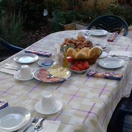 Bed And Breakfast Hibiscus Альгеро Экстерьер фото