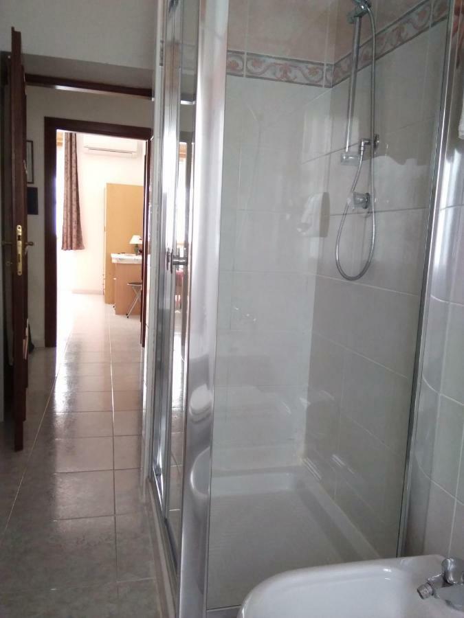 Bed And Breakfast Hibiscus Альгеро Экстерьер фото