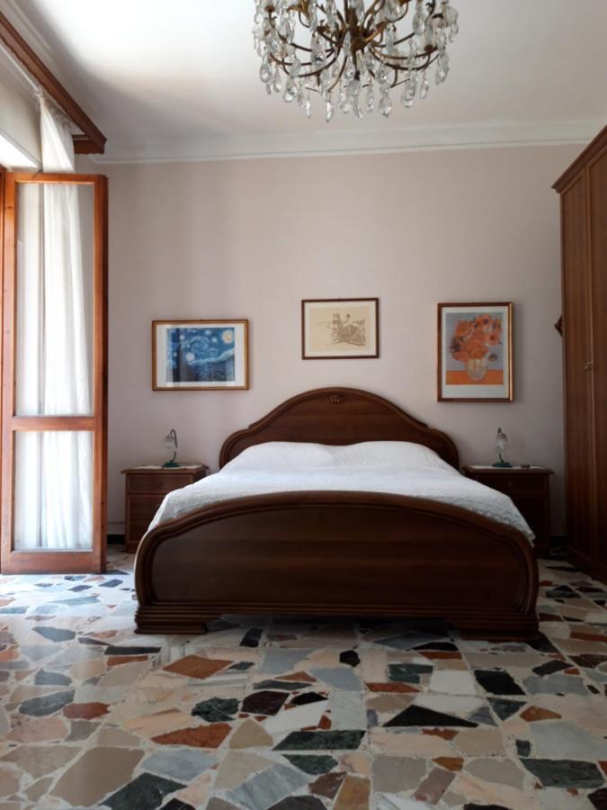 Bed And Breakfast Hibiscus Альгеро Экстерьер фото